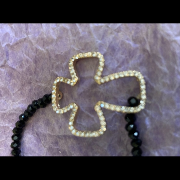 NWT Bead bracelet with accent cross. - Picture 2 of 3